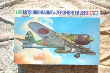 Tamiya 52 / 61027 Mitsubishi A6M5c Zero Fighter (Zeke)