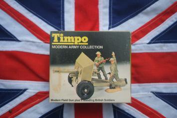 Timpo Toys 752 Modern Field Gun plus 2 standing British Soldiers 'Modern Army Collection'