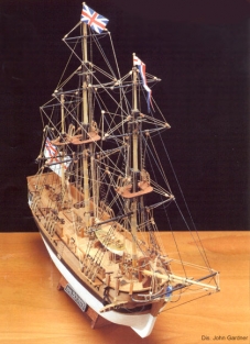 73MV52   H.M.S. Bounty    1:100