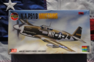 Airfix 02083 North American P-51B Mustang