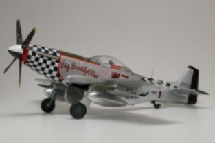 Airfix 14001  North American P-51D Mustang