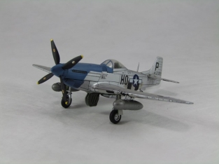 Forces of Valor 85223 North American P-51D Mustang 