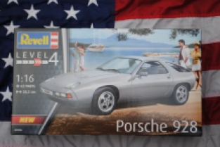 Revell 07656 PORSCHE 928