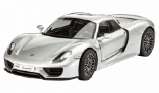 Revell 05681 Porsche Panamera & Porsche 918 Spyder
