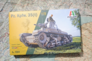 Italeri 7084 Pz.Kpfw.35(t)