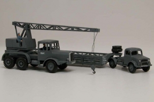 Airfix A03305  Queen Mary trailer met Coles Mk.7 crane