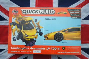 Airfix J6026 QUICKBUILD Lamborghini Aventador - Yellow