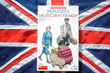 MiniArt 38084 Refugees 'Musician Family'