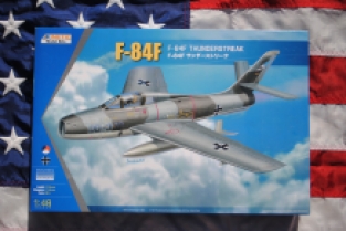 Kinetic Model Kits K48068 Republic F-84F THUNDERSTREAK