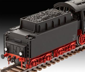 Revell 02166 Schnellzuglokomotive BR03