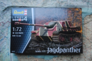 Revell 03327 Sd.Kfz.173 Jagdpanther