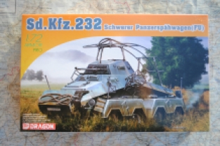 Dragon 7581 Sd.Kfz.232 Schwerer Panzerspähwagen (Fu)