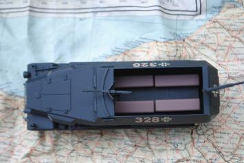 SCHUCO 324-6381 Sd.Kfz.251/1 Ausf. C '24th Panzer Division'