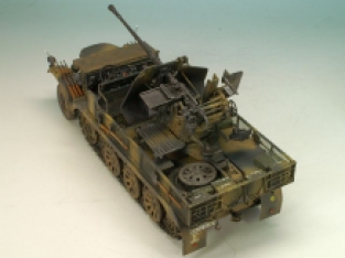 Bronco CB35043 Sd.Kfz.6/2 3.7cm FlaK36 Auf Fahrgestell Zugkraftwagen 5t 