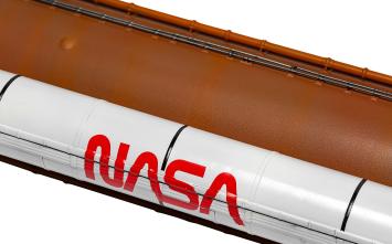 Airfix A50202 SLS Artemis Gift Set 