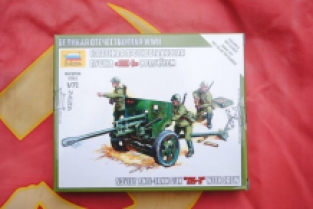 Zvezda 6253 Soviet Anti-Tank Gun ZIS-3 with Crew