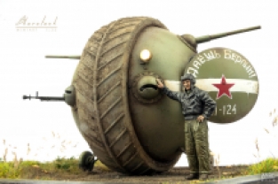 Mini Art 40001 SOVIET BALL TANK 