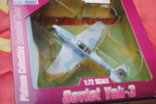 EASY MODEL 37228 Soviet Yak-3