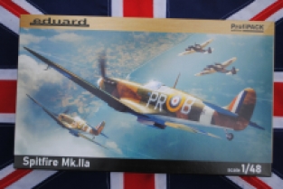 EDUARD 82153 Spitfire Mk.IIa