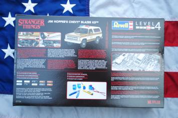 Revell 07724 Stranger Things Jim Hopper's '85 Chevy Blazer K5