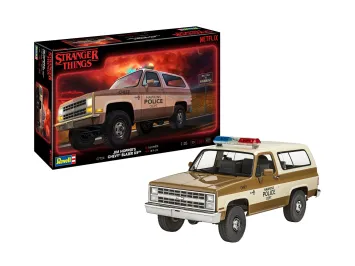 Revell 07724 Stranger Things Jim Hopper's '85 Chevy Blazer K5