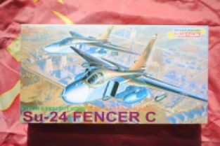 Dragon 2503 Su-24 FENCER C