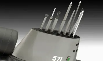 Revell 05184 Submarine USS Nautilus (SSN-571)