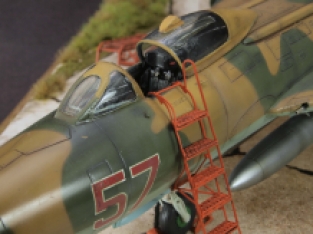 OEZ models 2 Sukhoi Su-7 Fitter  BKL / BMK