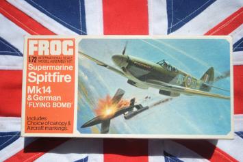 Frog F194 Supermarine Spitfire Mk.14 & German 'Flying Bomb'