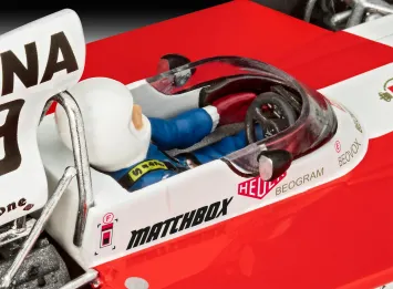 Revell 07739 Surtees TS16-03 - Legendarische Formule 1-racewagen als gedetailleerd model