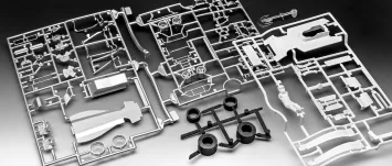 Revell 07739 Surtees TS16-03 - Legendarische Formule 1-racewagen als gedetailleerd model