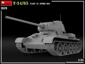 MiniArt 35379 T-34/85 PLANT 112. SPRING 1944