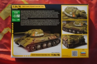 Zvezda 3686 T-34/76 Soviet Medium Tank model 1942