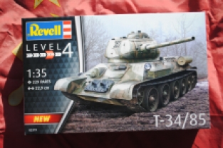Revell 03319 T-34/85