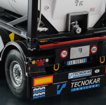 Italeri 3929 Tecnokar Trailer with 20' Tank