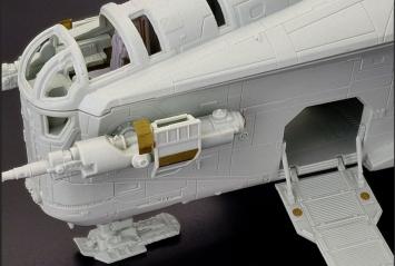 Revell 06788 The Mandalorian: Razor Crest Platinum Edition