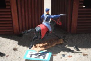 Timpo Toys B.121 Union Army Soldier riding / US 7th Cavalry 2nd version