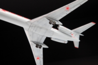 Zvezda 7036 Tupolev TU-134UBL 