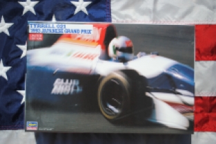Hasegawa 20393 TYRRELL 021 '1993 Japanse Grand Prix'