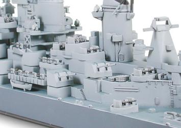 Tamiya 31613 U.S. Navy Battleship BB-63 Missouri Waterline Series