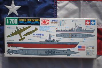 Tamiya 31903 U.S. Submarine Gato Class & Japanese Submarine Chaser No.13