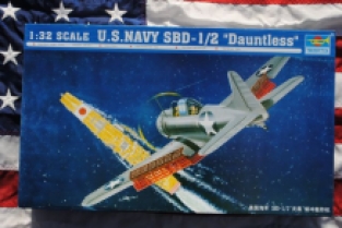 Trumpeter 02241 U.S.Navy Douglas  SBD-1/2 Dauntless
