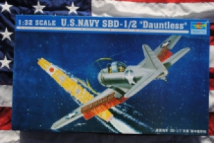 Trumpeter 02241 U.S.Navy Douglas SBD-1/2 Dauntless