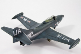 Trumpeter 02833 U.S.Navy F9F-2P PANTHER