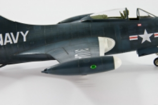 Trumpeter 02833 U.S.Navy F9F-2P PANTHER