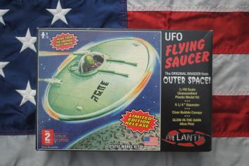 Atlantis AMC-1003 UFO Flying Saucer