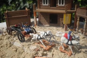 Timpo Toys O.518 Union Army Soldier / US 7th Cavalry 2nd version 'Wild West Gun Carriage and Team with Shell-Firing Field-Piece'