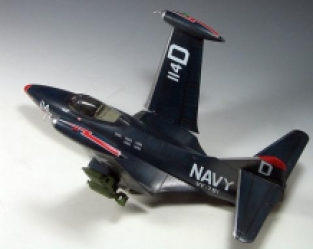 Trumpeter 02832 US NAVY F9F-2 PANTHER