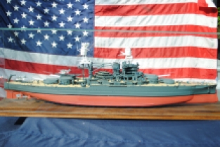 Trumpeter 03701 USS Arizona BB-39 1941 'construit pour l'affichage'