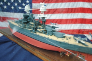 Trumpeter 03701 USS Arizona BB-39 1941 'construit pour l'affichage'